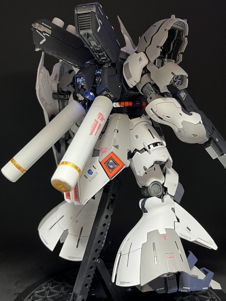 積んであったサザビーを眺めてたら急にムラムラきまして。。