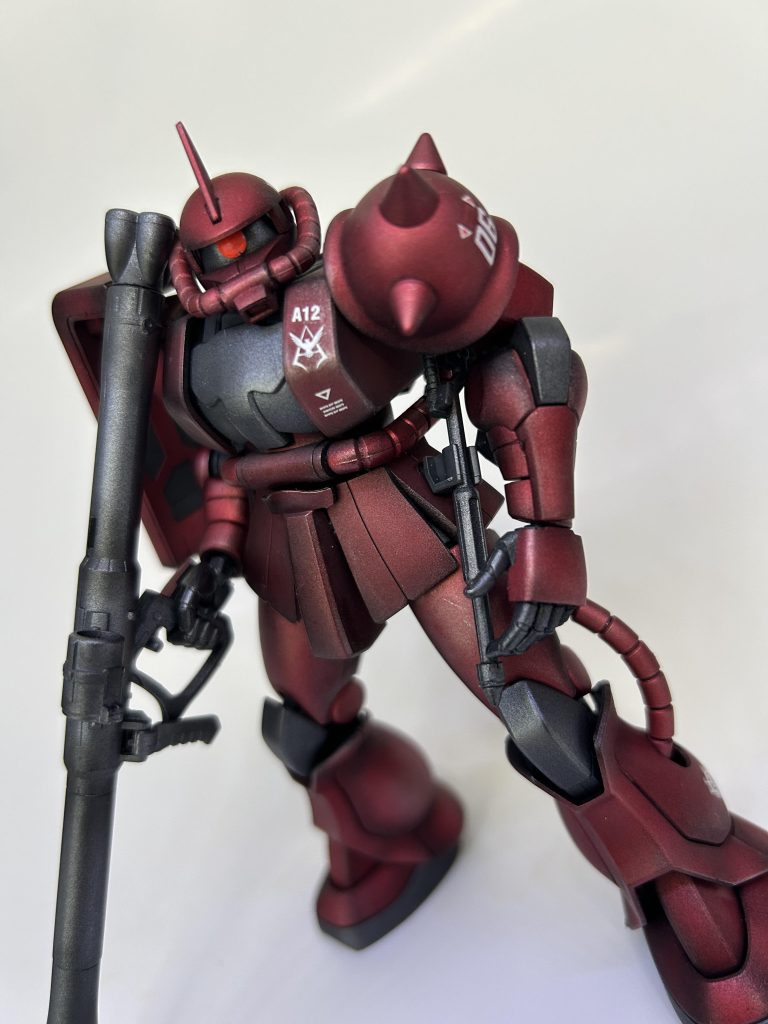 クリアーレッドを重ね塗りしたので重い赤になってしまったので、メタリックレッド一発で塗ったほうが良かったのかなあとか思ってしまいましたがこれも勉強。