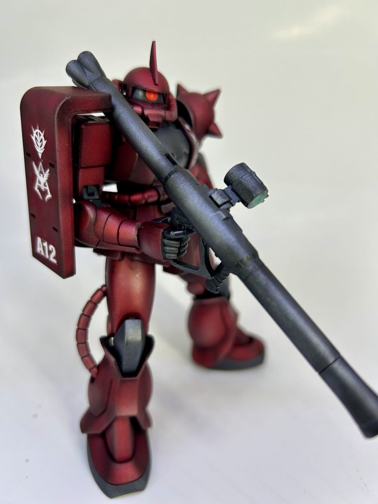 ザクバズーカはウェザリングマスターのススで陰影つけた感じに