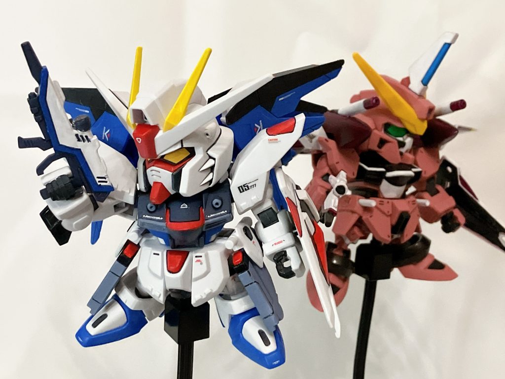 前作のジャスティスガンダムと
