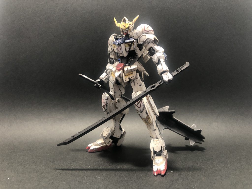 カタナの方は目立たないですが黒で墨入れしたのみの手抜きw