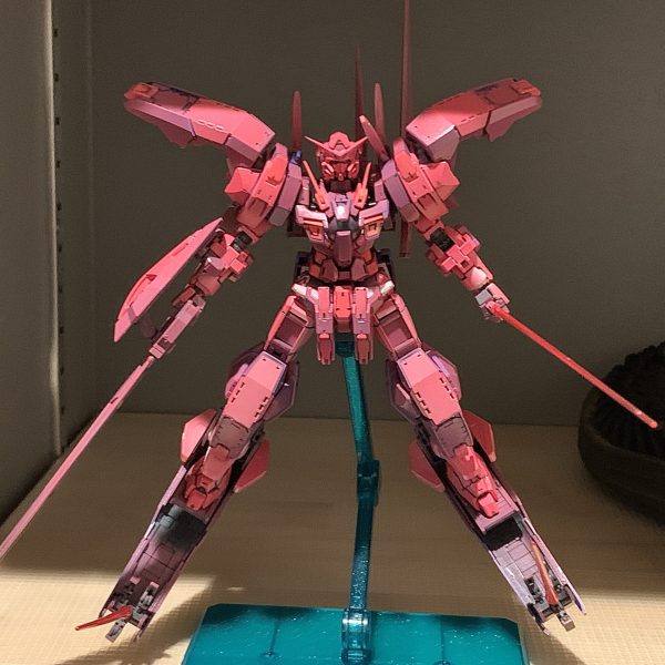 そのままトランザムハイライトレッドを塗って光沢トップコート吹いただけ。なんかこれじゃない感なのでトランザムレッドパールかクリアレッドやパールレッド塗ろうかと検討中。とりあえず手持ちに塗料がないので購入してから仕上げます。