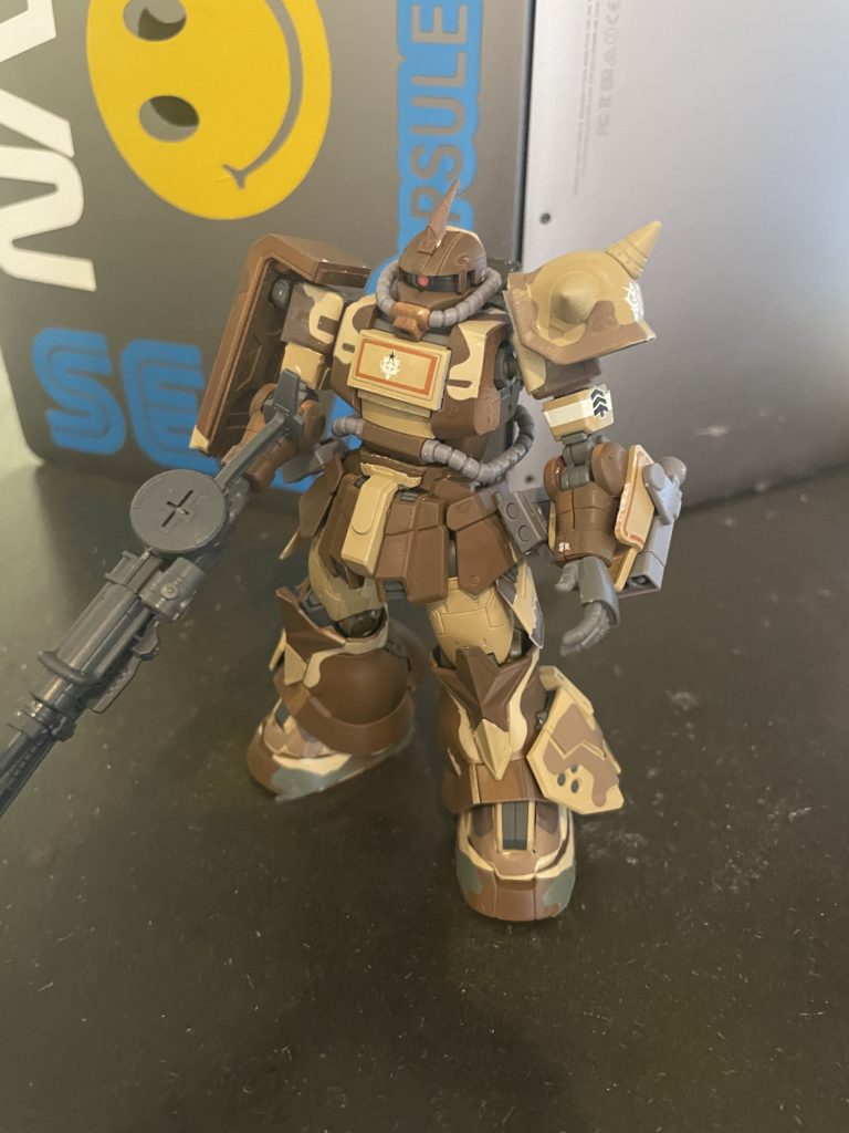 HG ザク・デザートタイプ サザンクロス隊仕様