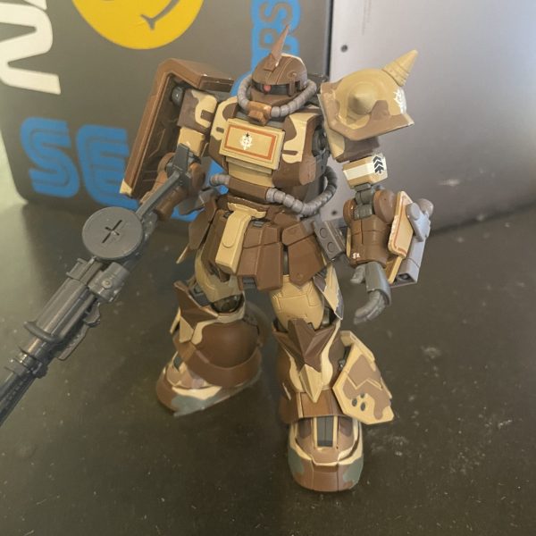 HG ザク・デザートタイプ サザンクロス隊仕様