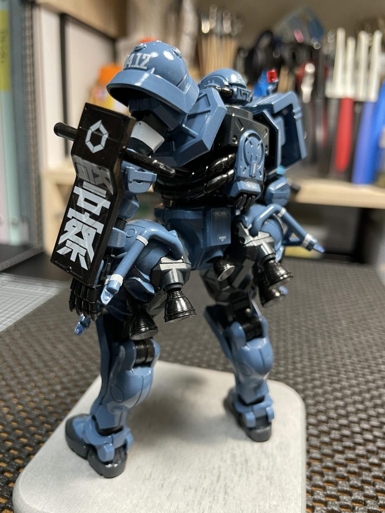 マーキングは今回も付属ステッカーと100均ステッカーです^_^完成後のトップコートは艶消しを吹いたつもりが…思いっきり光沢でした(zaku-kao10)まぁ、テカテカでもヨシ‼️