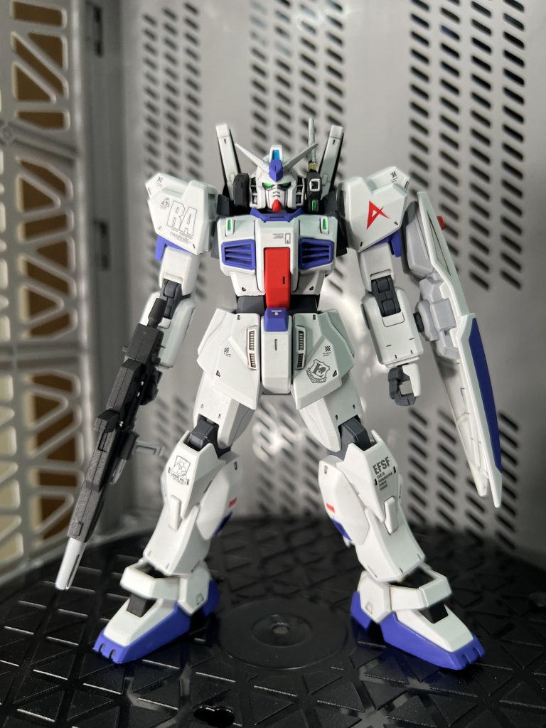 カラーリングは白をメインにブルーバイオレットを少々👍🏻