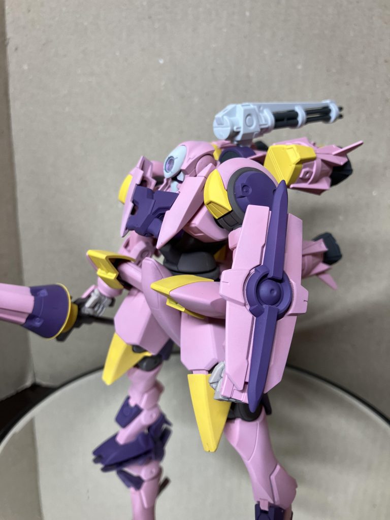 ピンクのティエレンをイメージして塗装しました。