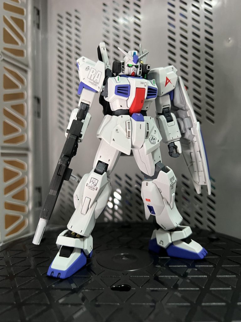 ガンダムMk-Ⅱ アムロ搭乗機–3枚目/制作者：真樹京介