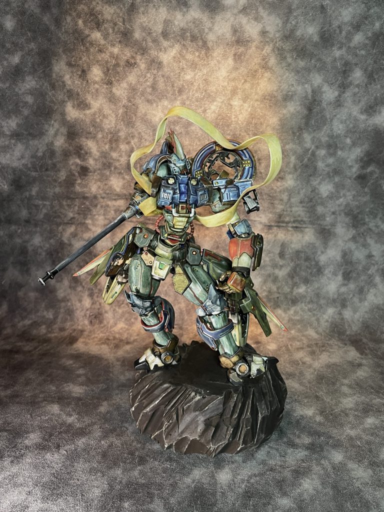 お気に入りの1枚。吽形は右脚を後ろに重心を持ち左脚を少し前方に踵をつけてドッシリとした印象になる様に左手は拳を握っている感じにしました。対になる阿形は左脚を重心に右脚はつま先を下に伸ばし添えている様な違った印象になる様なポージングにしてあります。