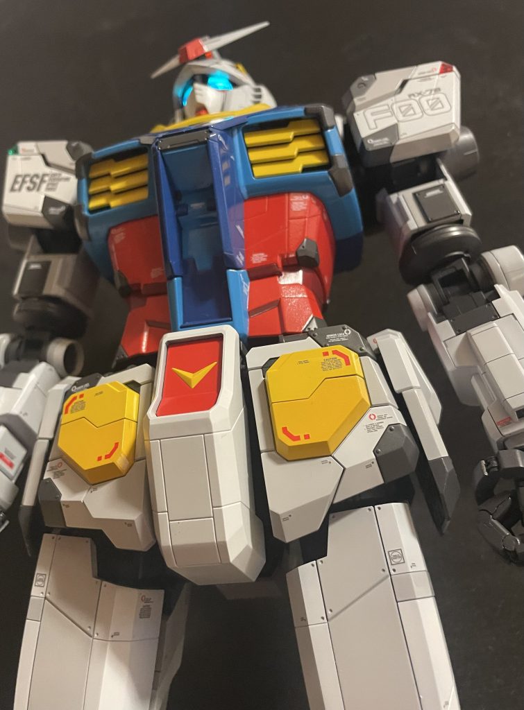 1/48だと見上げられるほど大きい‥