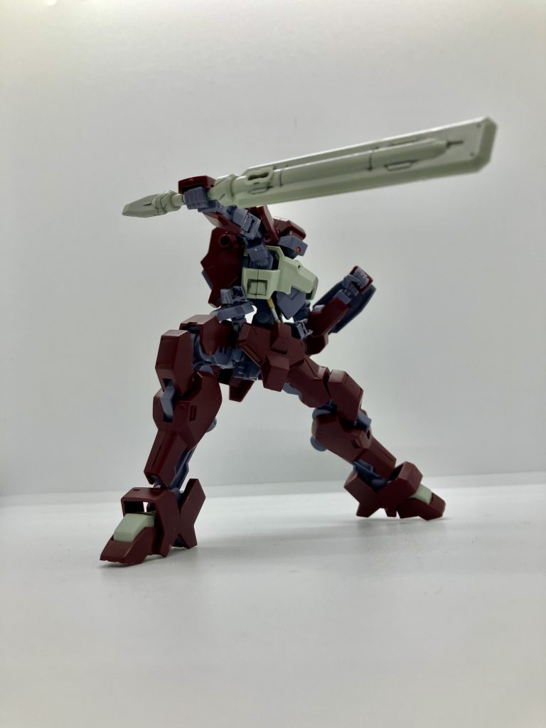 武装類パルチザンザ・鉄血って感じで良いですよねグレイズ系の斧や百錬のナイフとも差別化できてるし