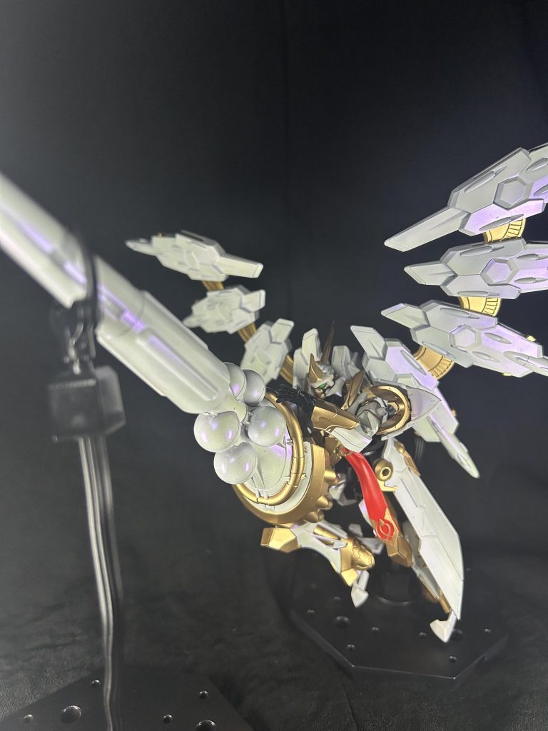 とりあえずエグザべ君要素でハクジと盾を持たせてますハクジカッコイイけどポージングは難しいですね……