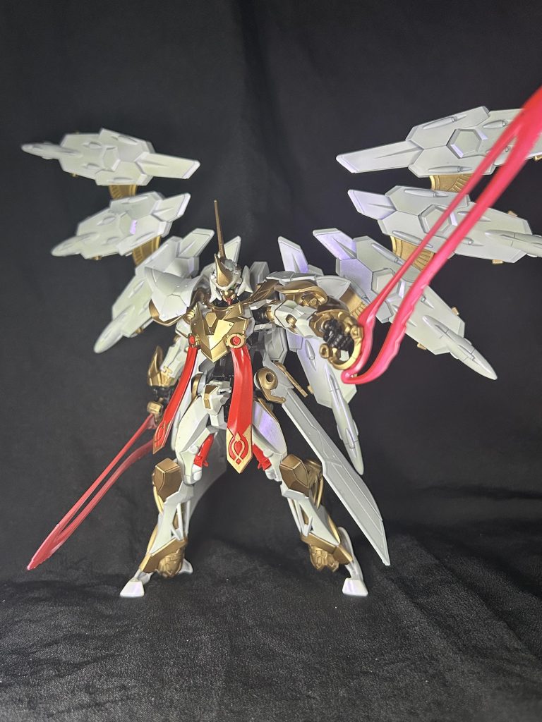 サーベルの色もランスロットっぽくしてます!