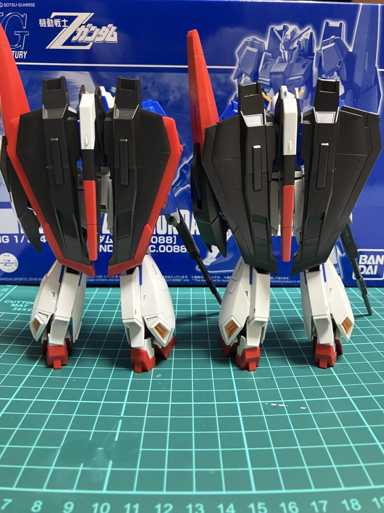 素組みがほとんどの自分としては、フライングアーマーのパーツ分割は見栄えが良くて非常にありがたいです!!いいとこ取りして好みの形に仕上げるのも良さそうですね。個人的には、面長過ぎないRGのZが好きだったりするので、変形は完全にオミットで見た目全振りのリバイブ版のフレームにRGの外装を付けたZガンダムを作りたいです!!