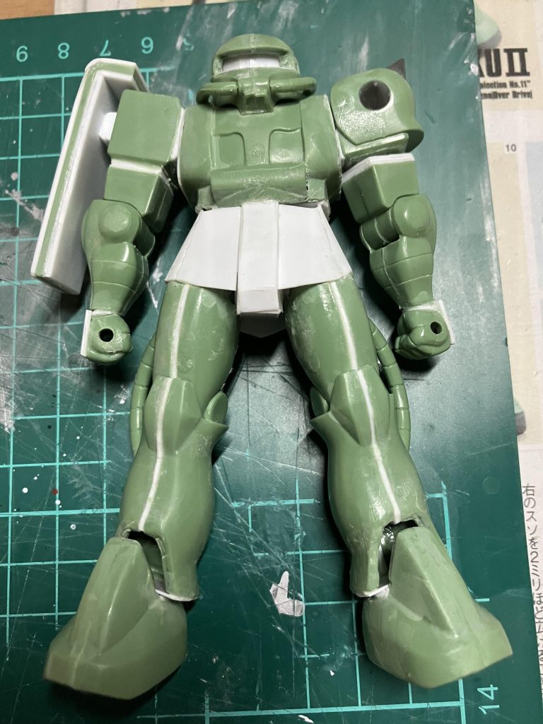 脚の接続を無理矢理ハの字型に真鍮線やら針金で固定する方法があると知ったのは完成後でした、、（）