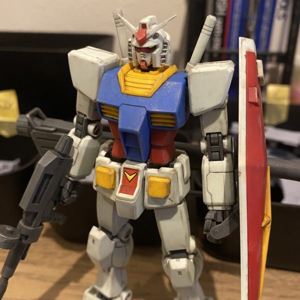HGUCガンダム(リバイブ)ウェザリング(？)仕上げ