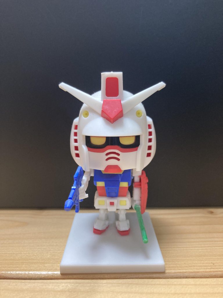 まずはノーマルなガンプラくん！！