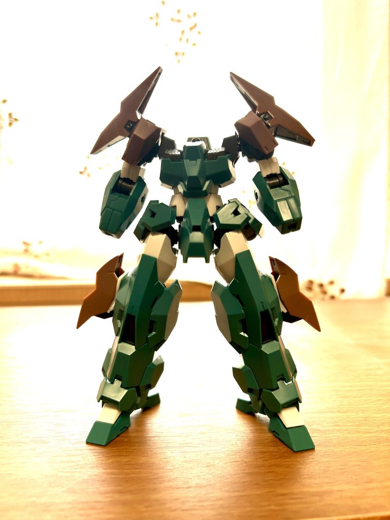 両面テープでミキシング中。