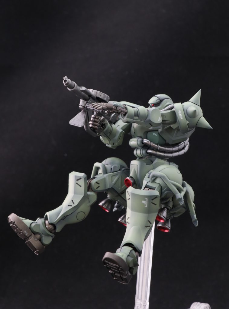 ザク　ジオンカラー　　　　　　（軍警ザク(ﾟДﾟ)）