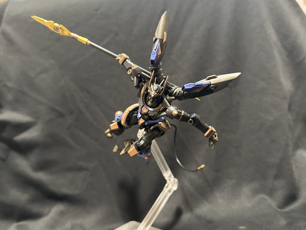 こちらはメタトロン製のオービタルフレームです。ゼロシフトで一瞬で接近します、強いです