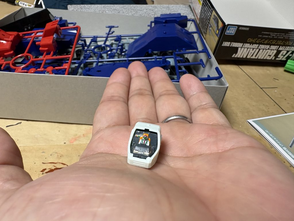 作品名：パイロットはアムロにします<p>コイツ動くのか？ もし、あの時ガンダムじゃなく、ガンタンクに乗り込んでしまったなら…  アムロは生き延びれたのだろうか(zaku-kao4)</p>