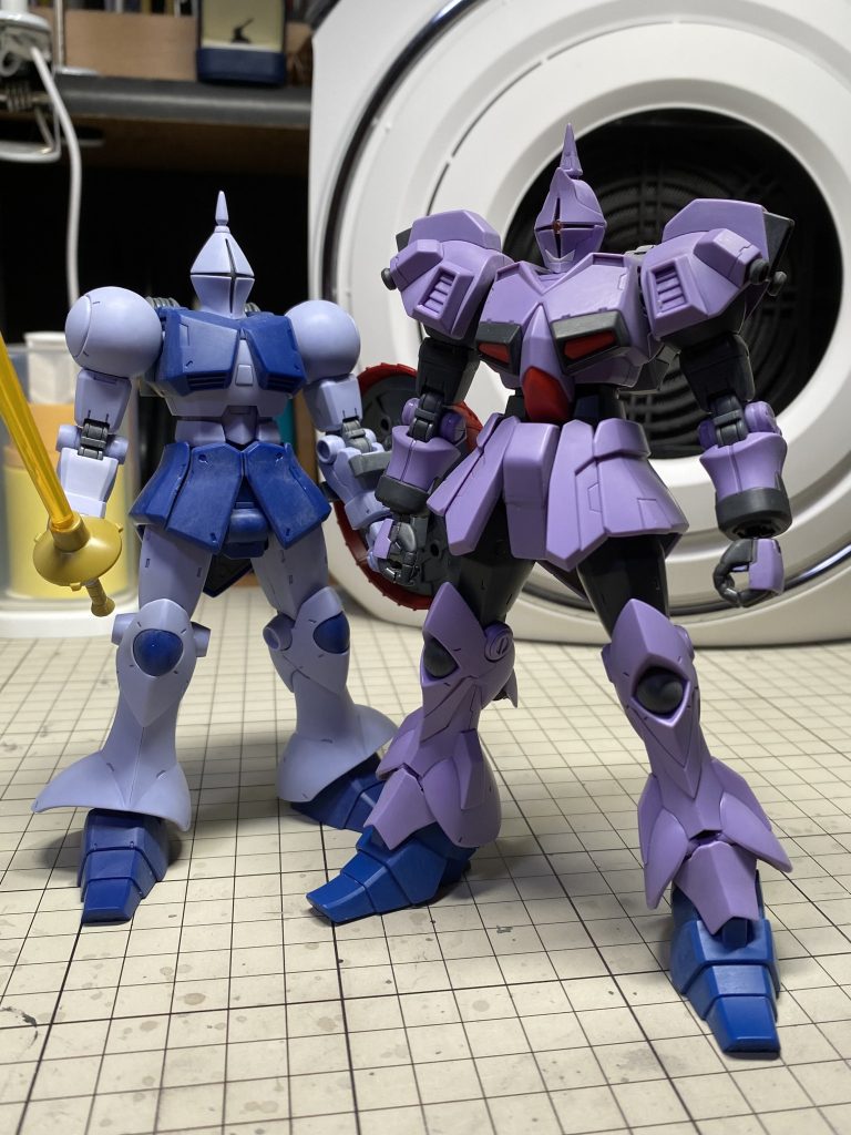 腹部延長と足首のハイヒール化で、全高はノーマルギャンよりかなり高くなってます。