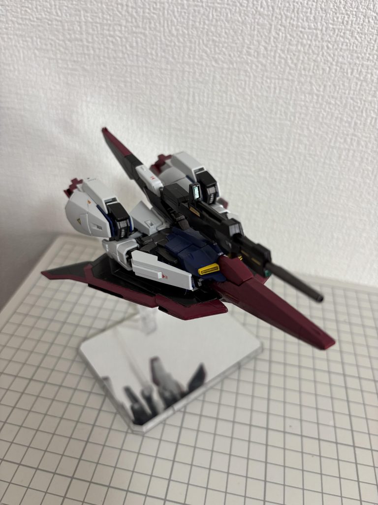 HGは差し替え変形ですね。安定します。