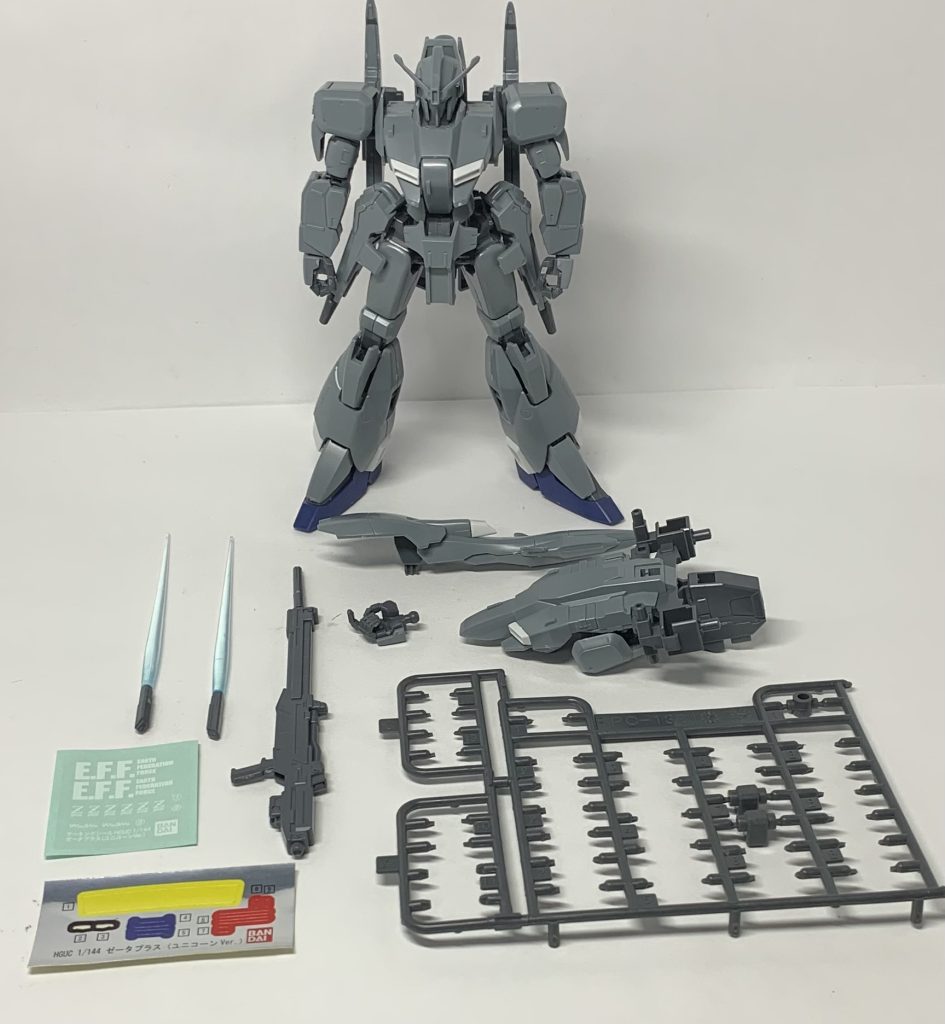 最後に付属品等。ガンダムUC放映当時からのキット化なのでその時は話題にはなった記憶があります。キットの構成上、プラ+ポリキャップの組み合わせなので動かしづらいところは最近のと比べるとかなりありますがシックな軍用機然としたロービジリティのおかげがかなりかっこいいガンプラです！おすすめです！＊＊＊ビルドダイバーズ二次小説陰キャアイドルはGBN〈惑星〉を救いたい。こちらのつぶやきによる【試し読み】またpixiv先行で更新中です〜二次創作にご興味のおありの方はぜひ〜。