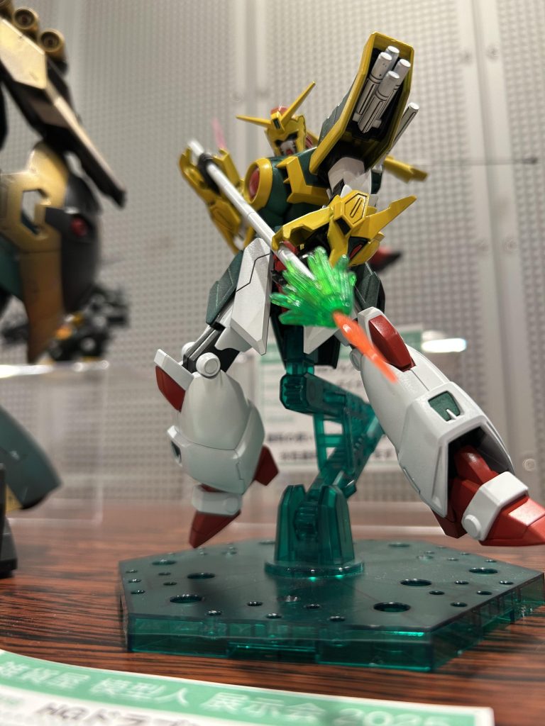 ドラゴンガンダム–2枚目/制作者：のん