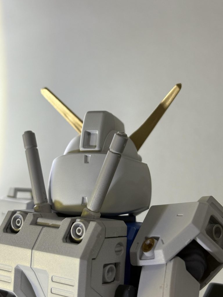 裏面もプラ板で裏打ちです。