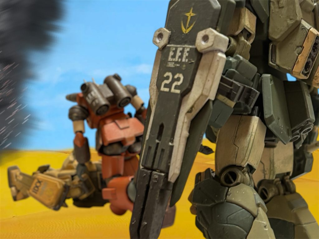 U.C.0079 11月23日。 地球連邦軍、ベルベット作戦レバント方面侵攻第3軍は、同第4軍と合流し、ルトバ近郊にあるジオン軍の前衛拠点を制圧した。同拠点の守備に当たっていた、ジオンのMS隊も殲滅。同月26日、トルコから南下した第1軍、第2軍と共に、サラサール基地への攻撃を決定した。 【#20 Single malt combat / Nov.23.0079 fin.】  今まで読んできた漫画や、観てきた映画、インターネット上の創作物など、ために貯めた厨二病的な妄想の産物が結集して物語を動かしている感じがします笑たのしー笑先日、テーマソングはなにがいいかなー、とか色々聞いていたら、昔好きだった曲が、なんか妙にマッチして、こう言うイメージも影響してるんだろうなと思いました。ちなみに、完成した文章をAIに要約させたり、解説音声つくらせたりはしていますが、作品はすべて自分で打っております。あしからず。 この、シングルモルトまでは、自分がすごく興奮してしまい、早くどんどん進めたくなってしまったので、一気にアップロードしましたが、冷静に振り返ると、ちょっと投降頻度が高すぎるのもどうかと、反省しました(gundam-kao10)ここから第2部最終回までのあと5話は、週1・2くらいのペースでぼちぼち上げていきたいと思います。←と、言いながら、結果、ガンガンアップしてしまいました(gundam-kao10)         ・