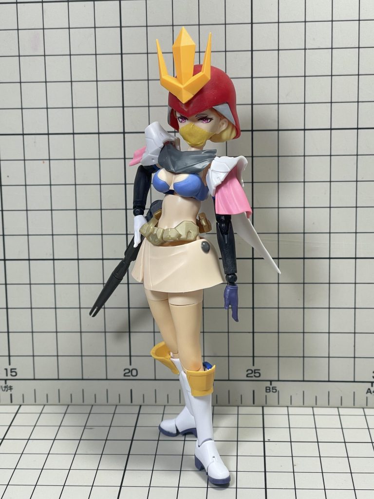 ミキシングプロセスヘルメットは魔星大将軍の兜を削り込み、REバウの装飾をライフルはビームマグナムw