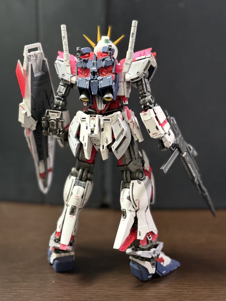 個人的にはバックパックの質感と二の腕の金属感が気に入っています^_^