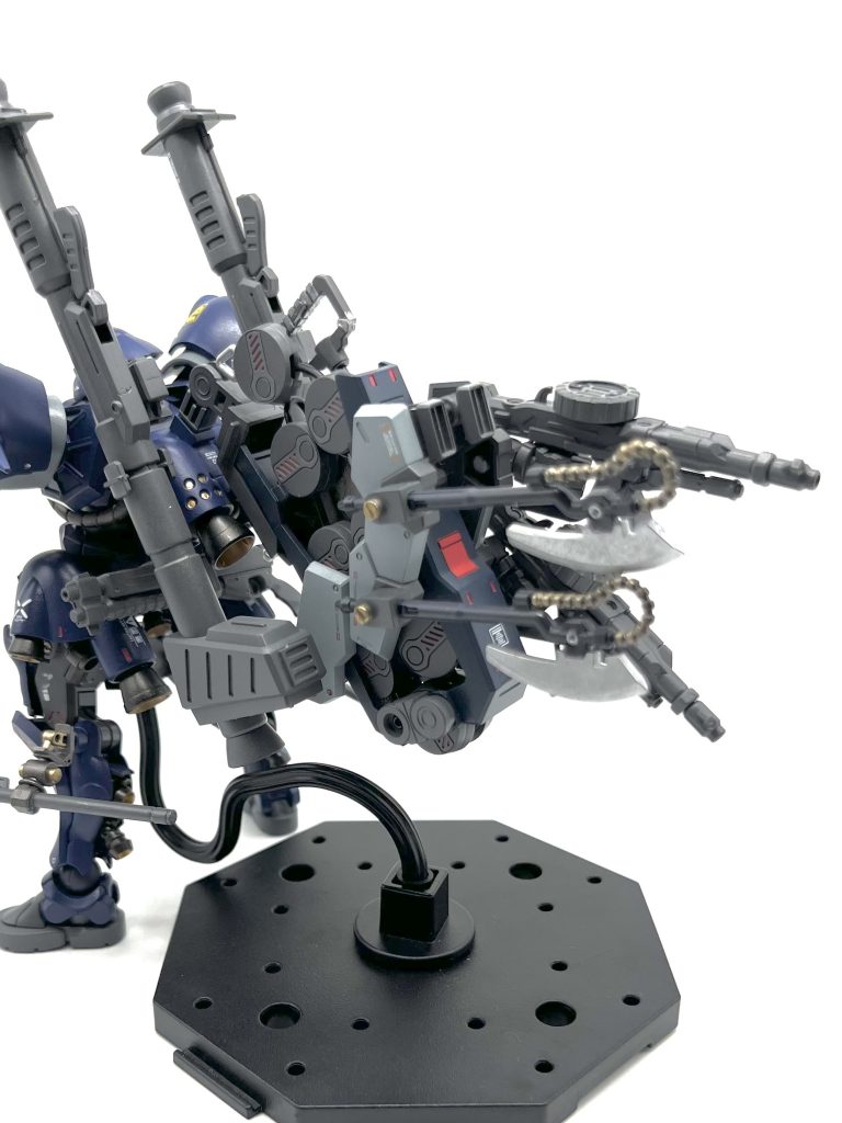 バックパックありだと自立不可です。かなり重てぇ！！