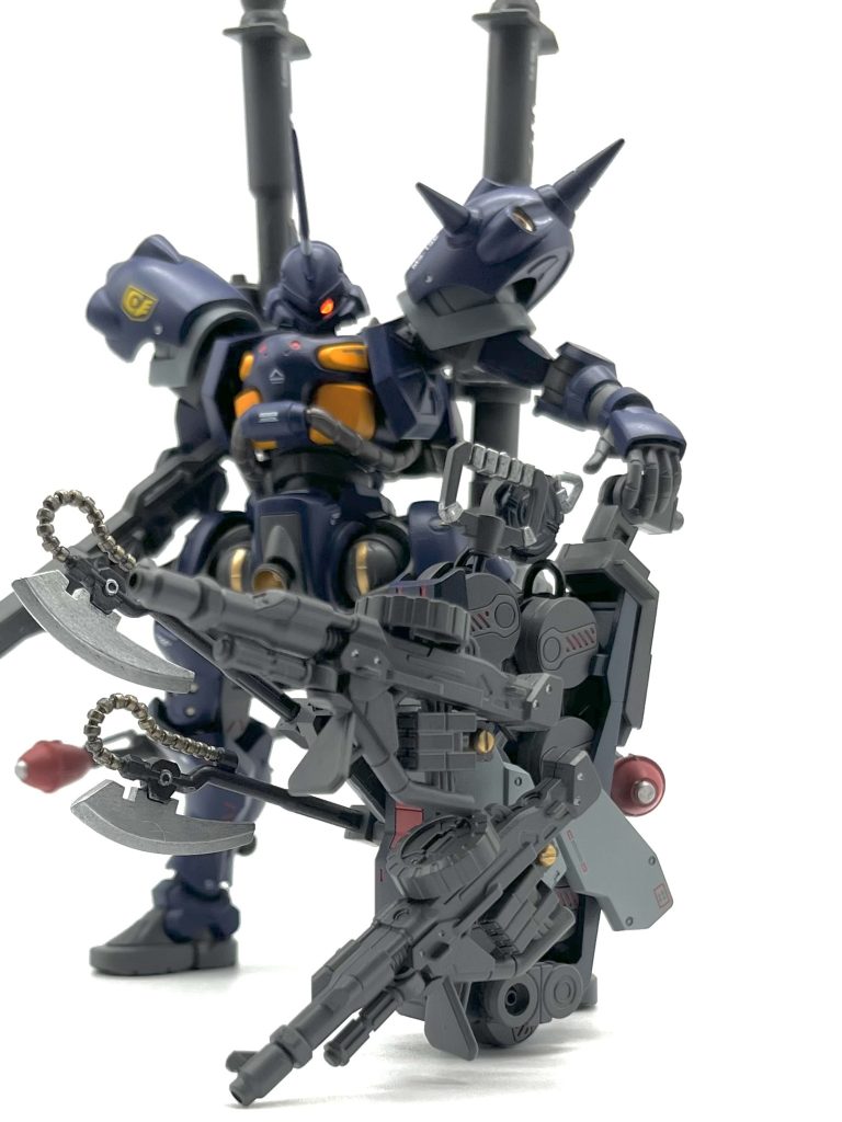 1番手間が掛かったチェーンマインラック。メタルビルド版にはオリジナル武装として付属しているようなので、見た目や開閉機構は違いますが造りました。トラックを持ち歩くわけにもいかんので( ᐛ )