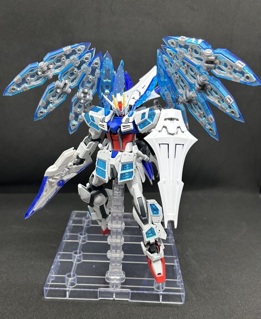 Eストライク  Ver.2–3枚目/制作者：curse