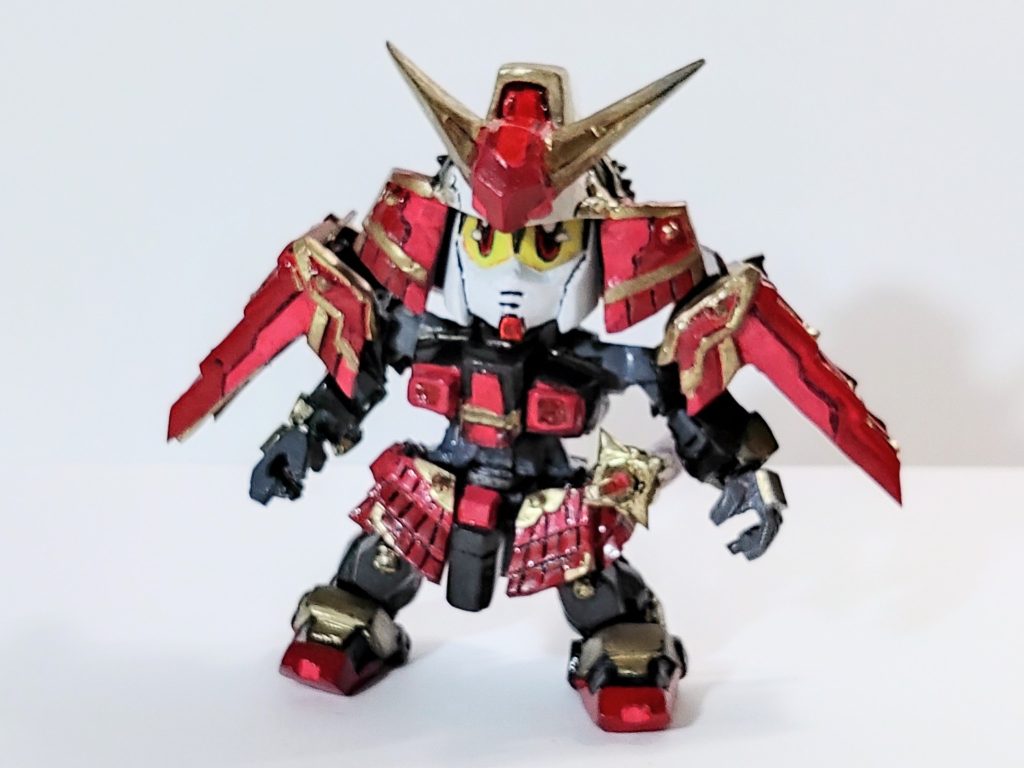 前から。体型をスサガネさん、顔の表情をpixivでお世話になったsirenさん、目のハイライトを津島直人先生リスペクトでデザインしました。