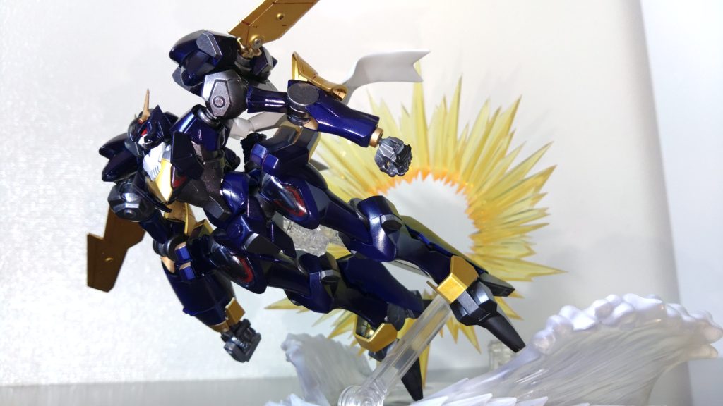 「集いし星が新たな力を呼び起こす！光さす道となれ！」