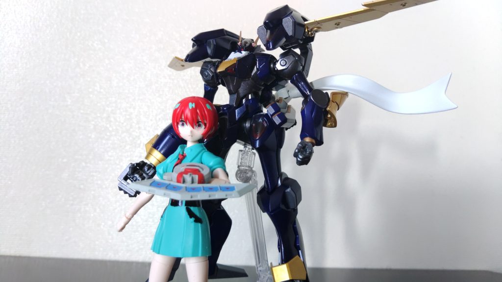 適当なキャラにデュエルディスクを持たせて隣にジャンク・ファラクトを置くだけでデュエルリストをなんとなく再現できます。