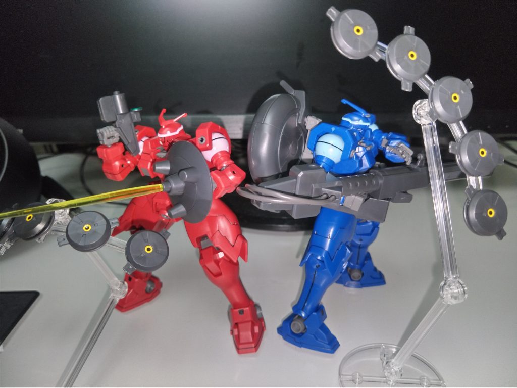 プラネイトディフェンサーのインチキ具合は、自機だけじゃなく僚機も守れるところ。たぶんこの2機を一番有効に活用できるのは、フロスト兄弟だと思う。