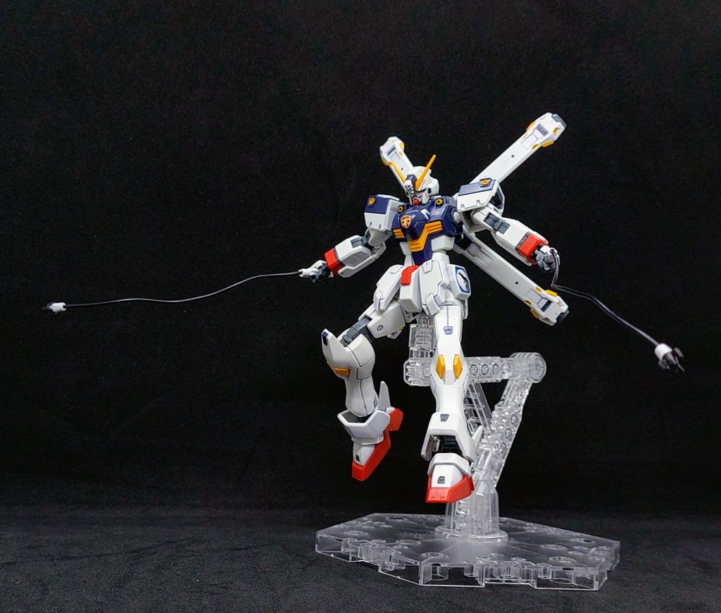 スクリュー・ウェッブを構えて1枚X1改の重要な武器ですよ。