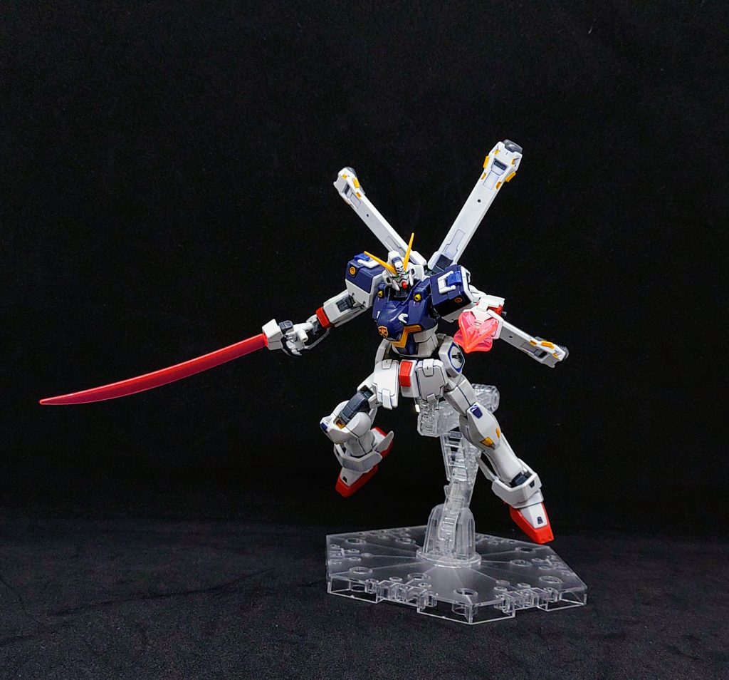 ビームザンバーとブランド・マーカーを構えて1枚クロスボーンの一番有名な武器なんじゃないかと個人的に思いますねカッコ良いし。