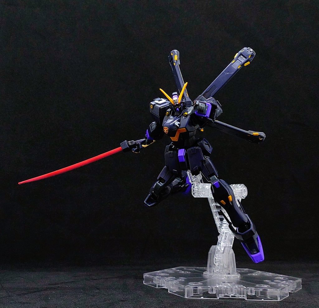 ビームザンバーを構えて1枚X2はショット・ランサーを構えているイメージですが、ザンバー姿も最高ですよ。