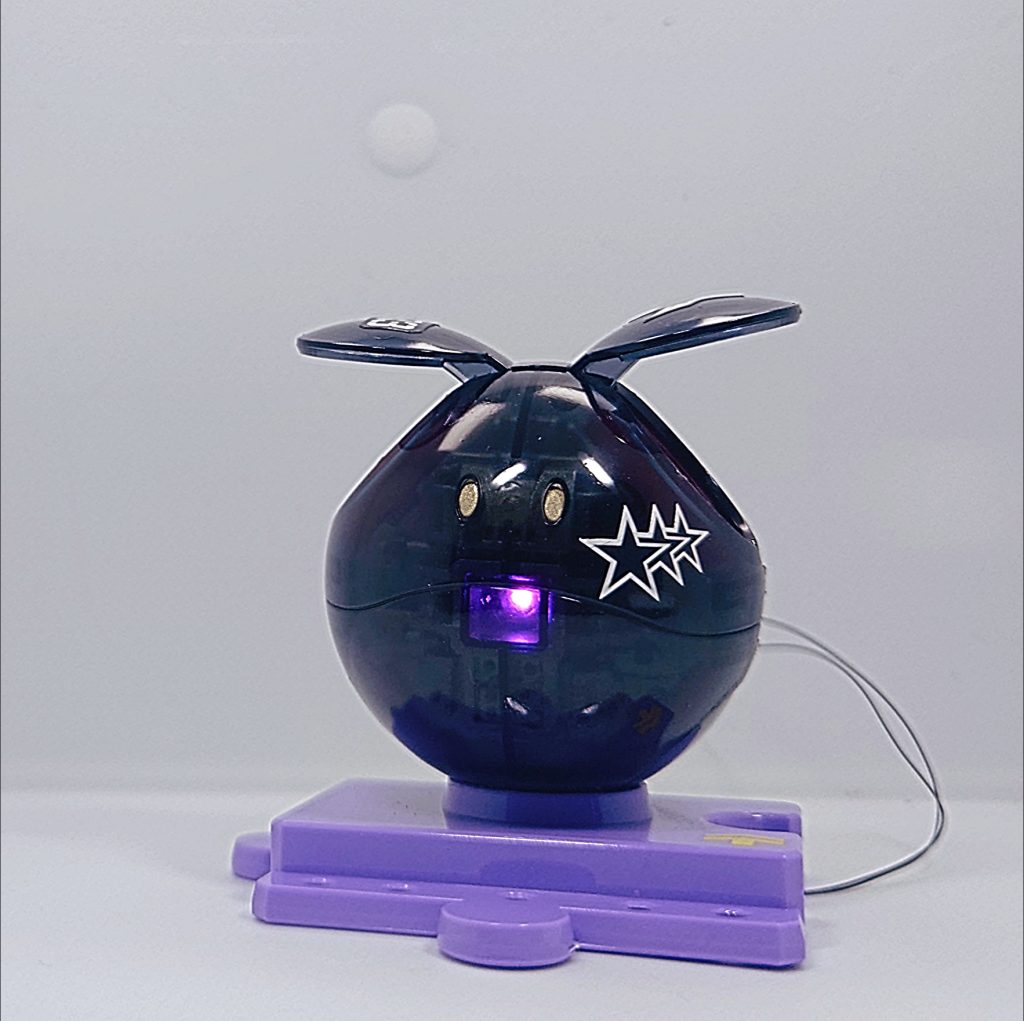 LED仕込みました   ハロプラ作ってて楽しいですねー♫お手軽に作れるので他のカラーも並べたくなります♫