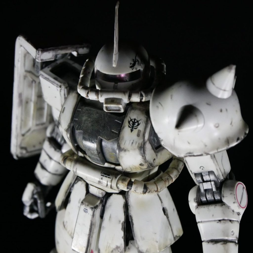 完成品　MG グフカスタム＋MG　ザクⅡホワイトオーガー＋MG　ザクⅡ　３体セット（ウェザリング仕上げ）–5枚目/制作者：suteteko76