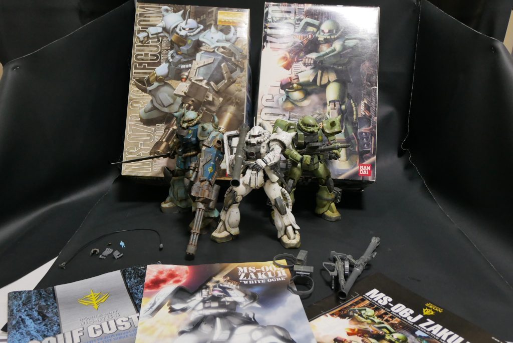 完成品　MG グフカスタム＋MG　ザクⅡホワイトオーガー＋MG　ザクⅡ　３体セット（ウェザリング仕上げ）–9枚目/制作者：suteteko76