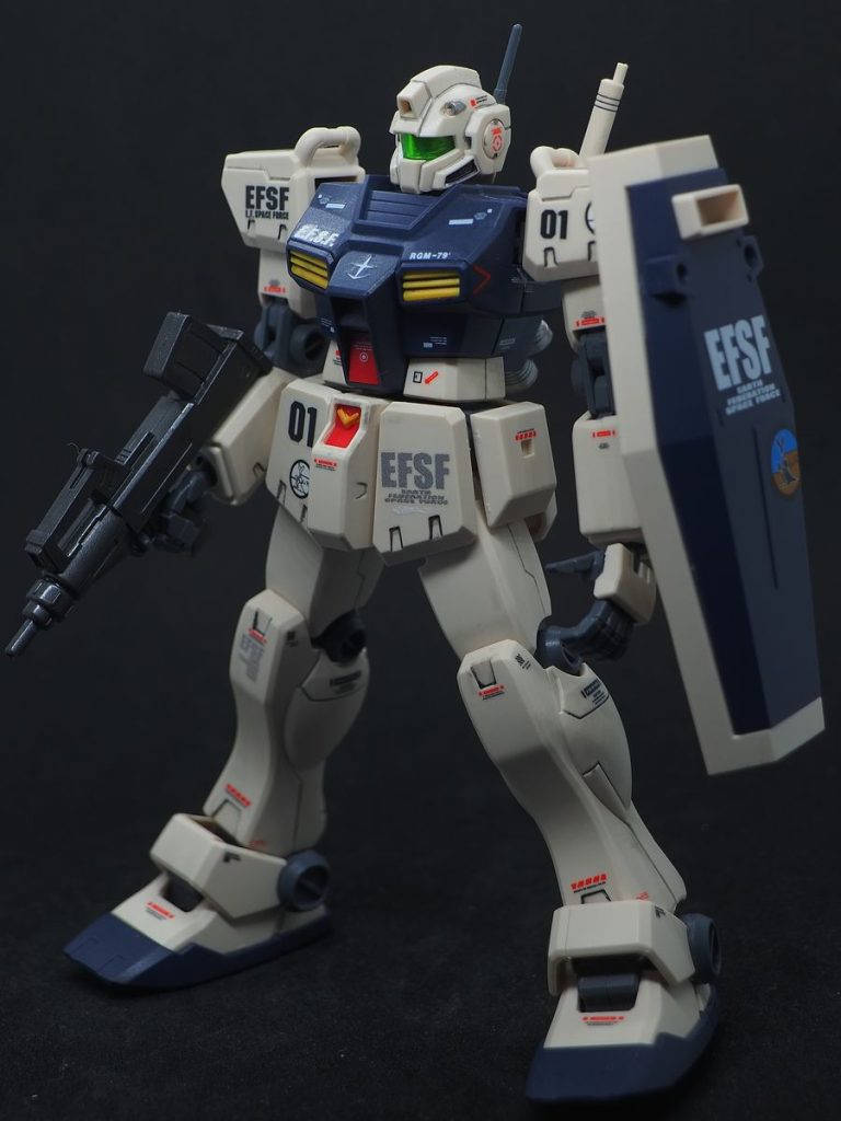 宇宙用の一般機も持っていますが、バニング機を作りたくてこちらのジム改にしました(gundam-kao6)