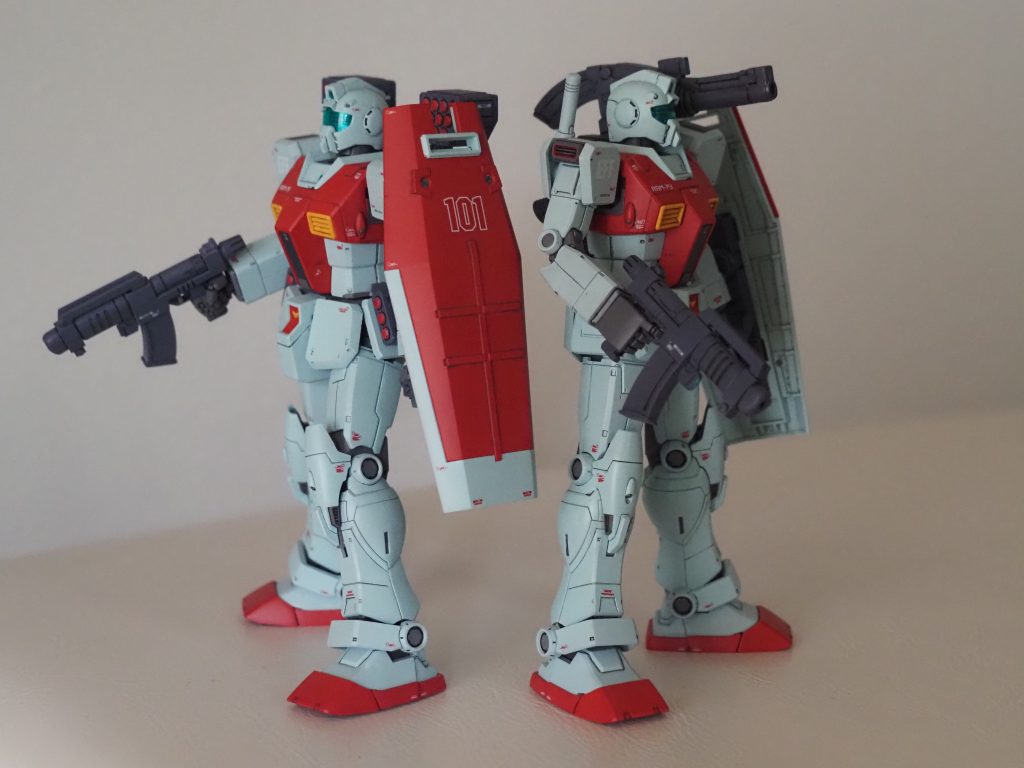 スミ入れ、社外品の出水転写デカール貼付、つや消しクリアーコート仕上げ