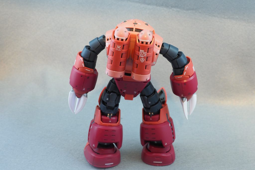 プラの質感がなくなるだけでかなりカッコ良くなりました。むしろウェザリングを全くしないのも十分ありだと思います。