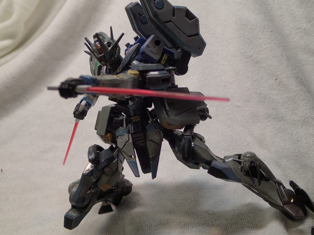 ガンダムファルシュ試作型–2枚目/制作者：出雲ユキ